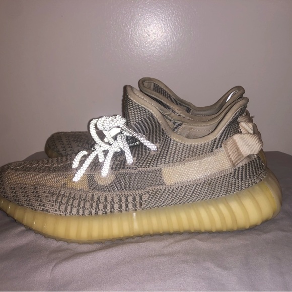 Adidas’s Yeezy Boost 350 V2 - Picture 2 of 6